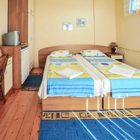 Gorgeous In The Heart Of Old Town Apartment *