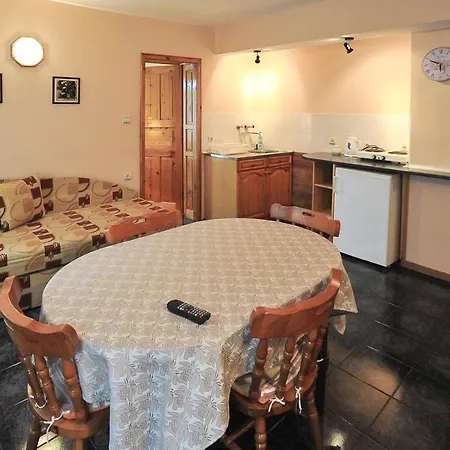 Apartment Gorgeous In The Heart Of Old Town Sozopol